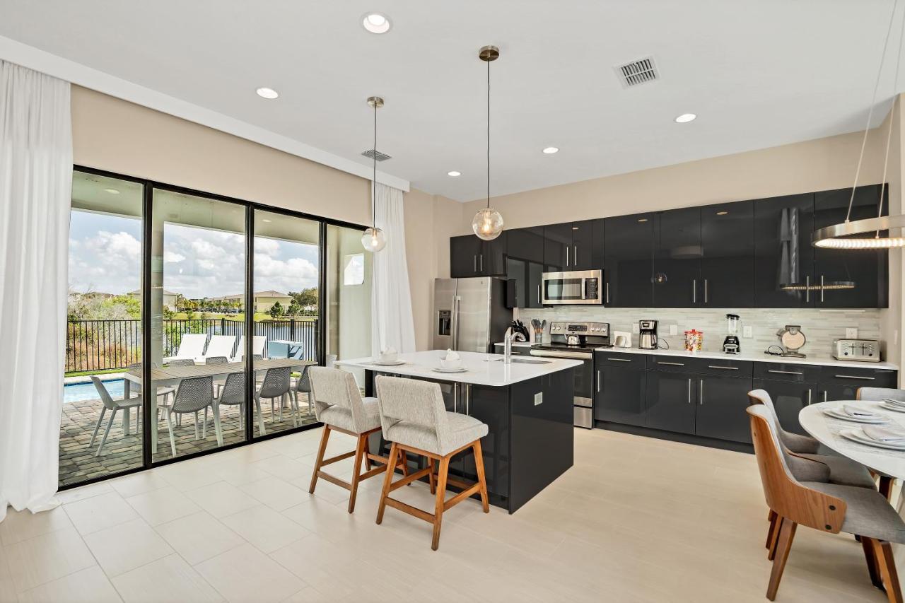 Villa Domani 5 Bedroom Home With Pool 대번포트 외부 사진